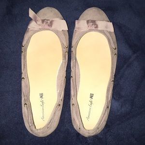 American Eagle flats